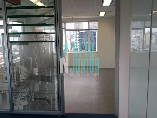 Conjunto com 109m², para alugar, no bairro Pinheiros em São Paulo