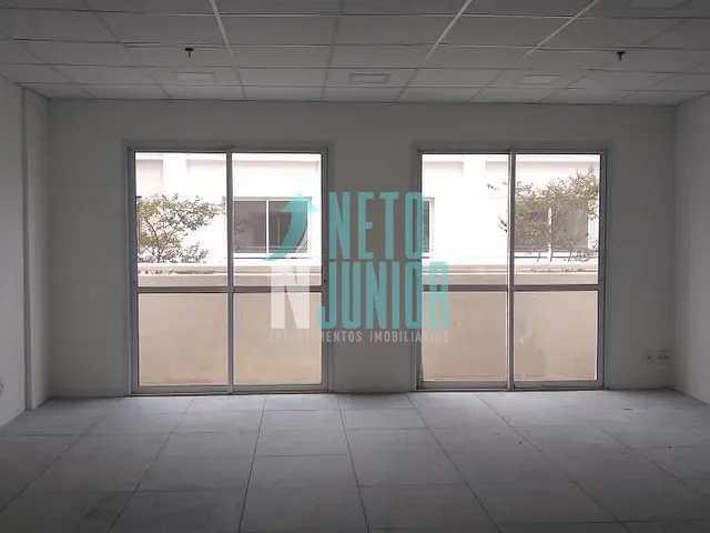 Sala com 85m², para alugar, no bairro Brooklin em São Paulo