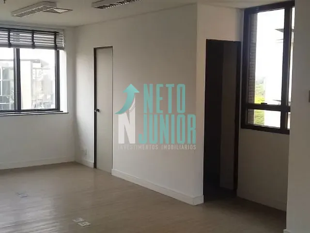 Conjunto com 70m², para alugar, no bairro Itaim Bibi em São Paulo