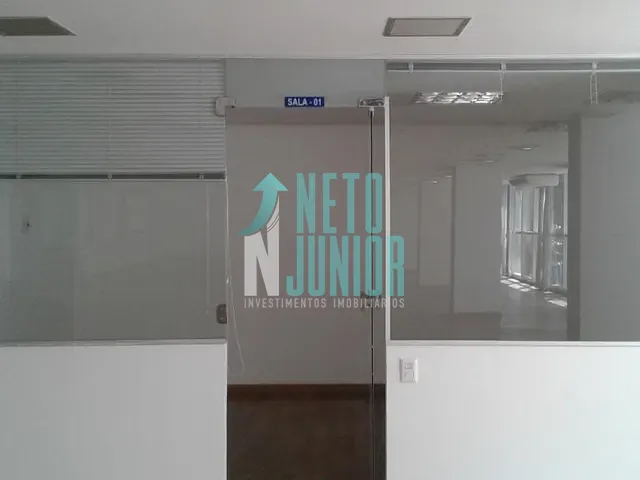 Conjunto com 1650m², para alugar, no bairro Vila Buarque em São Paulo