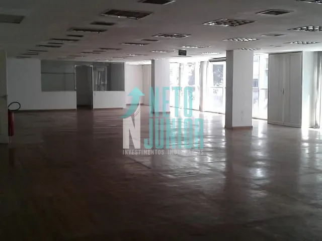 Conjunto com 1650m², para alugar, no bairro Vila Buarque em São Paulo