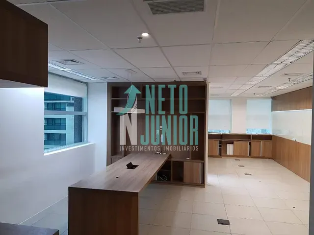 Conjunto com 79m², para alugar, no bairro Bela Vista em São Paulo