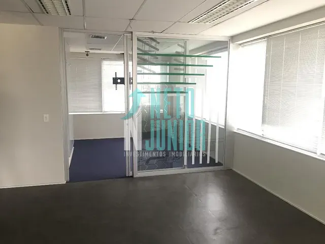 Conjunto com 109m², para alugar, no bairro Pinheiros em São Paulo
