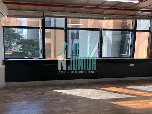 Conjunto com 98m², para alugar, no bairro Brooklin Novo em São Paulo