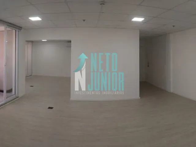Conjunto com 74m², para alugar, no bairro Chácara Santo Antônio em São Paulo
