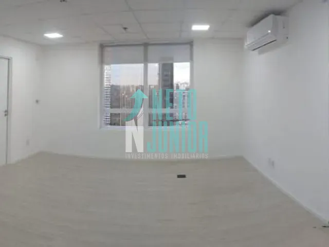 Conjunto com 74m², para alugar, no bairro Chácara Santo Antônio em São Paulo