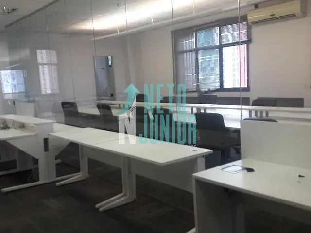 Conjunto com 129m², à venda ou para alugar, no bairro Vila Olímpia em São Paulo