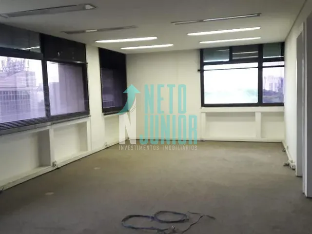 Conjunto com 104m², para alugar, no bairro Itaim Bibi em São Paulo