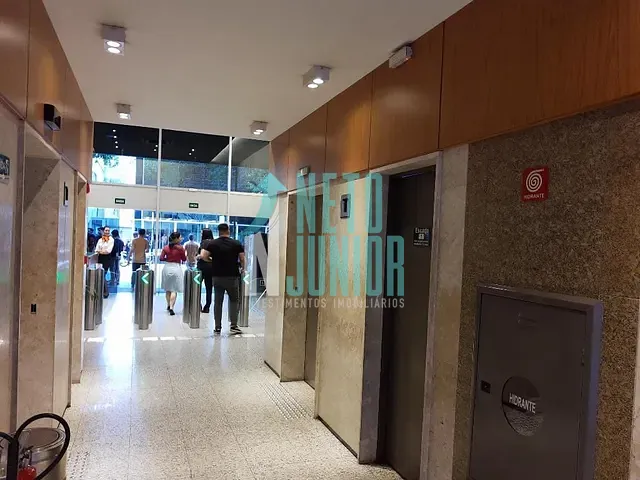 Conjunto com 500m², à venda ou para alugar, no bairro Consolação em São Paulo