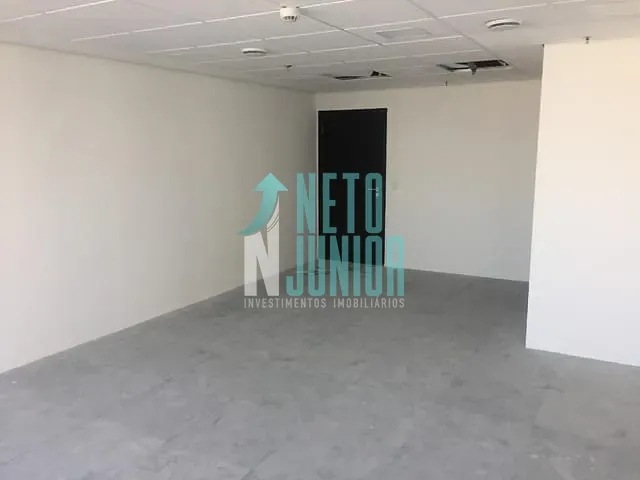 Conjunto com 168m², para alugar, no bairro Vila Almeida em São Paulo