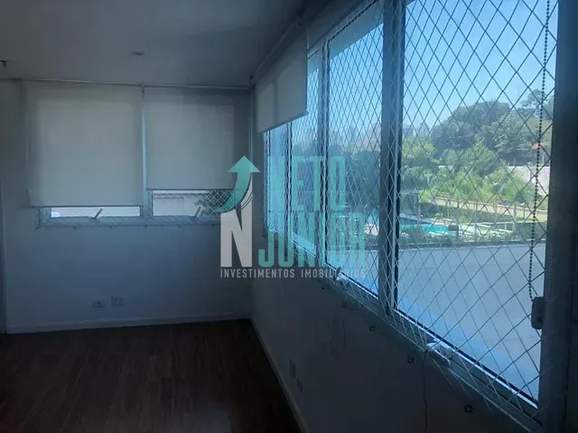 Conjunto com 32m², para alugar, no bairro Brooklin Paulista em São Paulo