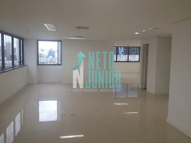 Conjunto com 158m², para alugar, no bairro Brooklin Novo em São Paulo