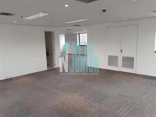 Conjunto com 158m², para alugar, no bairro Brooklin Novo em São Paulo
