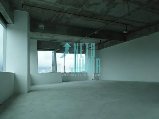 Conjunto com 389m², para alugar, no bairro Brooklin Paulista em São Paulo
