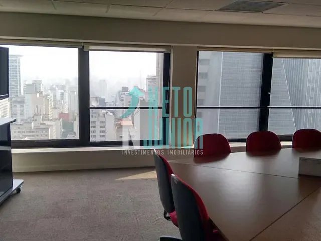 Conjunto com 200m², para alugar, no bairro Bela Vista em São Paulo