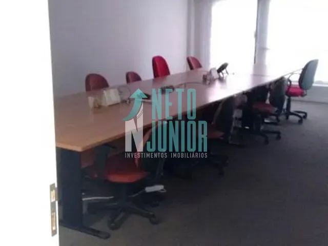 Conjunto com 200m², para alugar, no bairro Bela Vista em São Paulo
