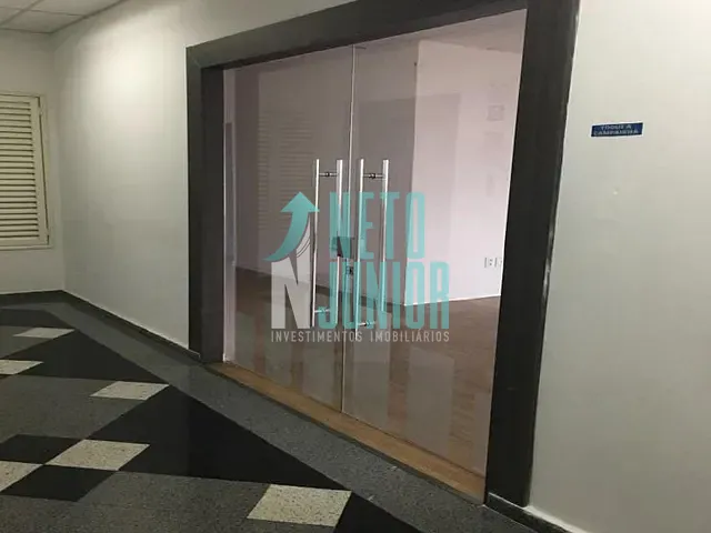 Conjunto com 260m², para alugar, no bairro Santo Amaro em São Paulo
