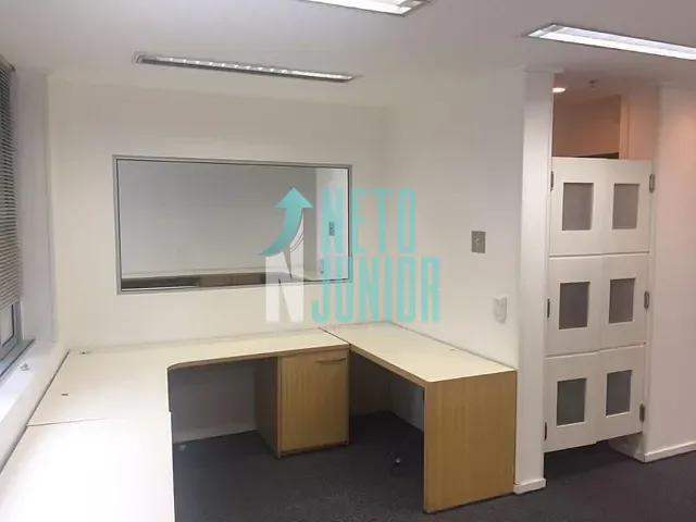 Conjunto com 112m², para alugar, no bairro Itaim Bibi em São Paulo
