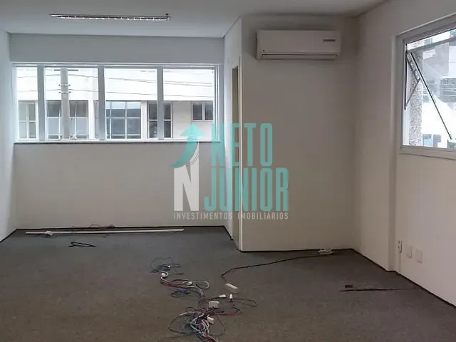 Conjunto com 55m², para alugar, no bairro Itaim Bibi em São Paulo