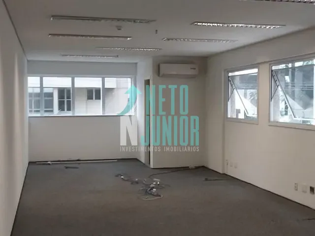 Conjunto com 55m², para alugar, no bairro Itaim Bibi em São Paulo