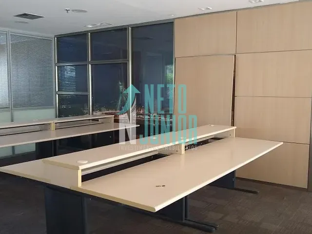 Conjunto com 70m², à venda ou para alugar, no bairro Brooklin Paulista em São Paulo