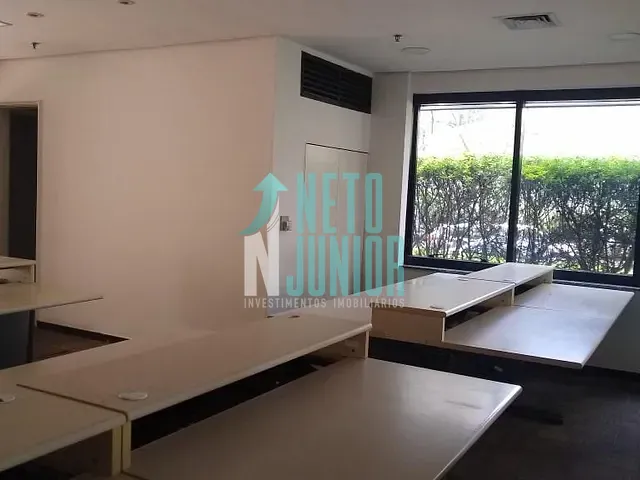 Conjunto com 70m², à venda ou para alugar, no bairro Brooklin Paulista em São Paulo