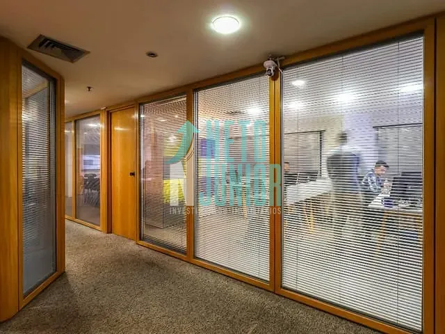 Conjunto com 280m², à venda ou para alugar, no bairro Brooklin Paulista em São Paulo