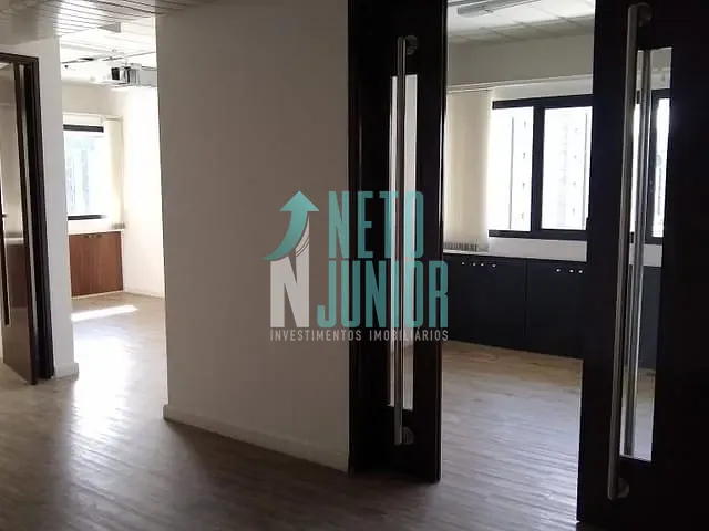 Conjunto com 61m², para alugar, no bairro Cidade Monções em São Paulo