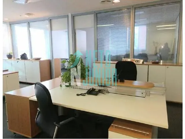 Conjunto com 110m², para alugar, no bairro Cidade Monções em São Paulo