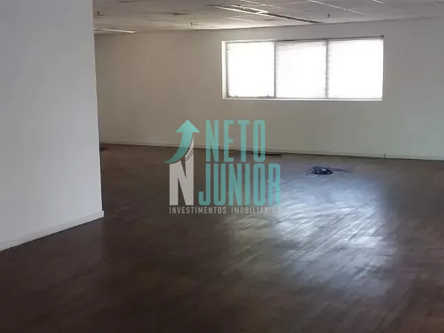 Conjunto com 120m², para alugar, no bairro Itaim Bibi em São Paulo