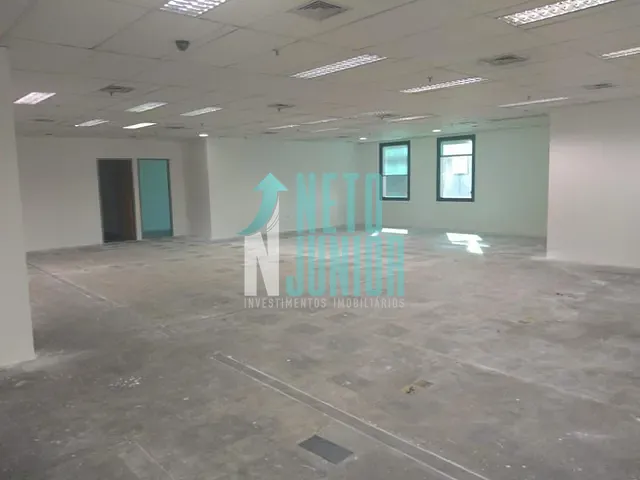 Conjunto com 288m², à venda ou para alugar, no bairro Cidade Monções em São Paulo