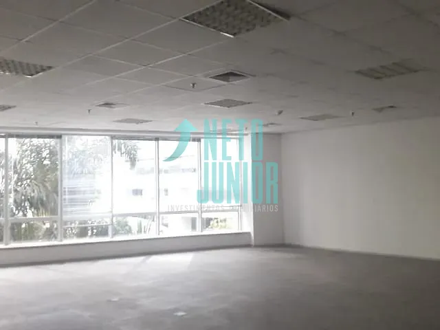 Conjunto com 139m², para alugar, no bairro Cidade Monções em São Paulo