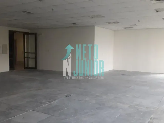 Conjunto com 143m², para alugar, no bairro Cidade Monções em São Paulo