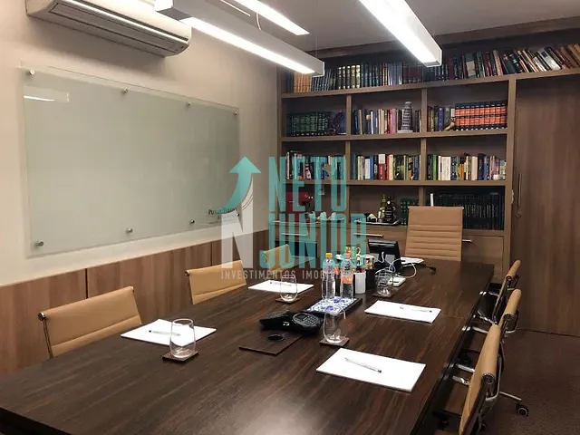 Conjunto com 110m², para alugar, no bairro Itaim Bibi em São Paulo