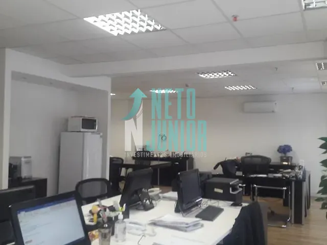 Conjunto com 84m², à venda ou para alugar, no bairro Vila Olímpia em São Paulo