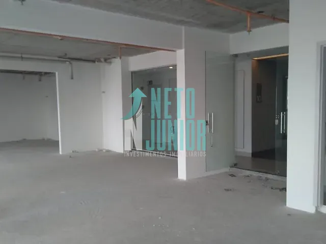 Conjunto com 478m², à venda ou para alugar, no bairro Liberdade em São Paulo
