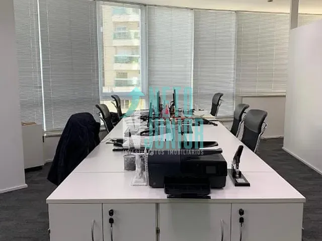 Conjunto com 100m², para alugar, no bairro Brooklin Paulista em São Paulo