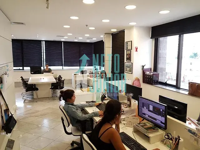 Conjunto com 100m², à venda, no bairro Itaim Bibi em São Paulo