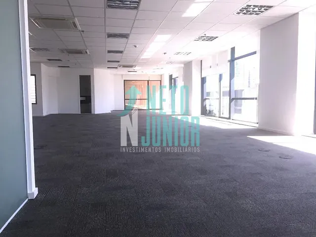Conjunto com 324m², para alugar, no bairro Vila Olímpia em São Paulo