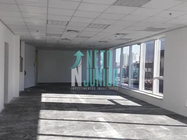 Conjunto com 175m², para alugar, no bairro Vila Olímpia em São Paulo