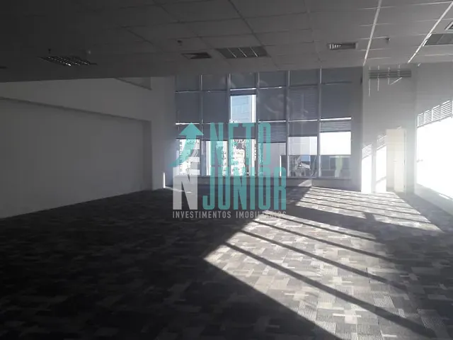 Conjunto com 410m², para alugar, no bairro Vila Olímpia em São Paulo