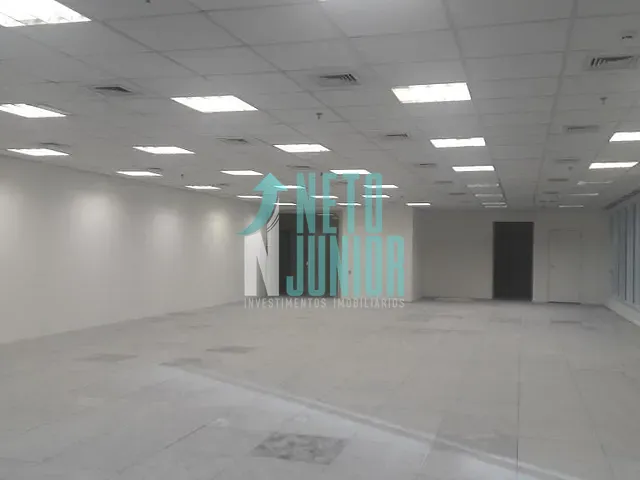 Conjunto com 252m², para alugar, no bairro Vila Olímpia em São Paulo