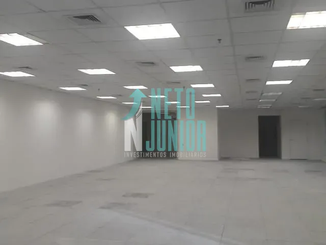 Conjunto com 253m², para alugar, no bairro Vila Olímpia em São Paulo