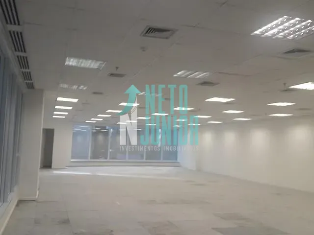 Conjunto com 253m², para alugar, no bairro Vila Olímpia em São Paulo