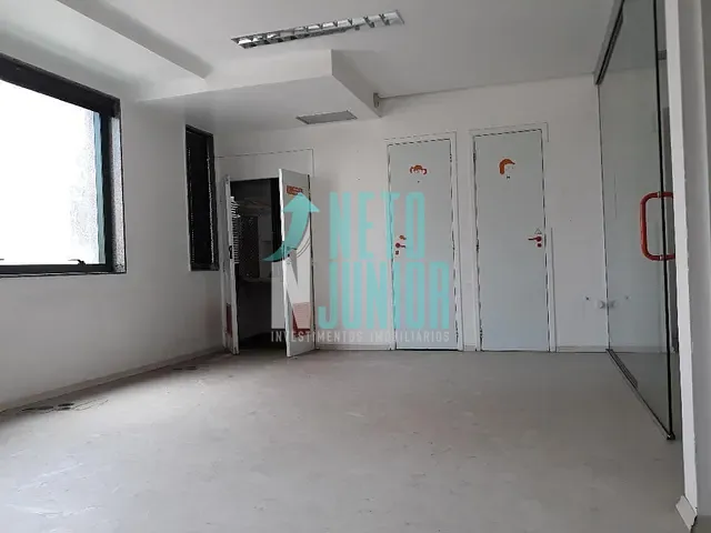 Conjunto com 54m², para alugar, no bairro Vila Olímpia em São Paulo