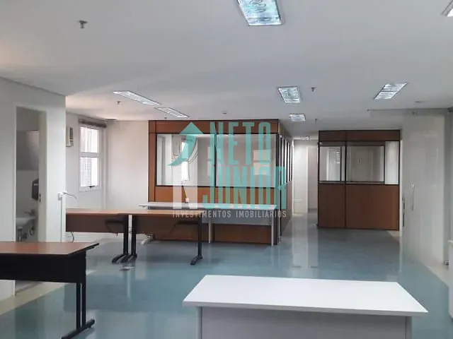 Conjunto com 110m², para alugar, no bairro Brooklin Paulista em São Paulo