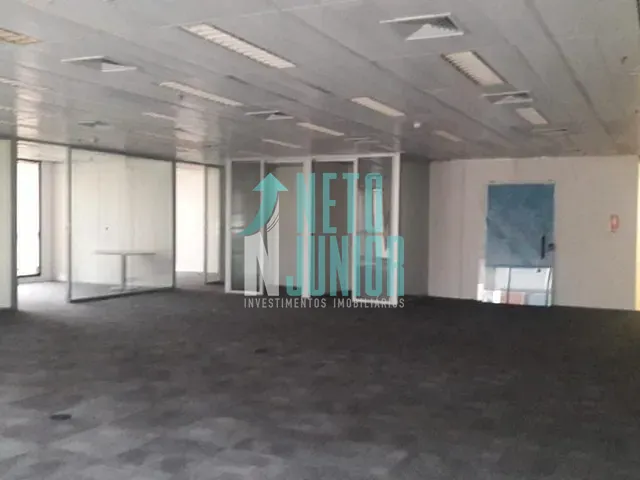 Conjunto com 240m², para alugar, no bairro Vila Olímpia em São Paulo