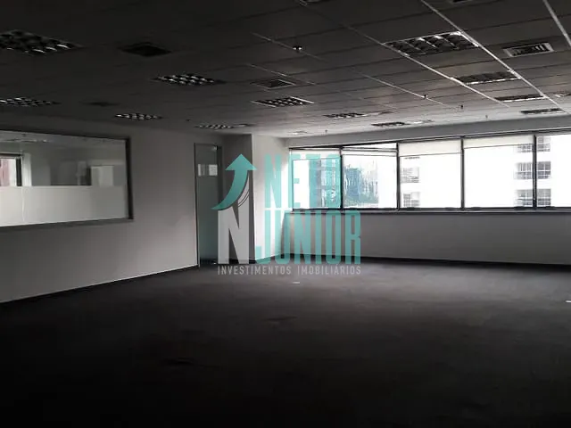 Conjunto com 290m², para alugar, no bairro Vila Olímpia em São Paulo