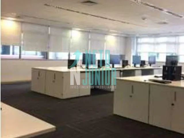 Conjunto com 800m², para alugar, no bairro Vila Nova Conceição em São Paulo