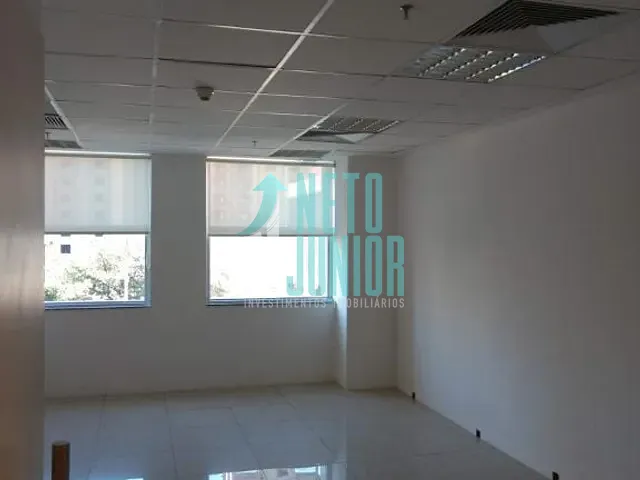 Conjunto com 34m², para alugar, no bairro Bela Vista em São Paulo
